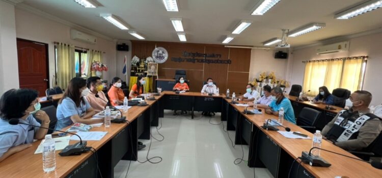 เทศบาลตำบลหนองยวง จัดประชุมคณะกรรมการต่อชีวิต สร้างสุข ตำบลหนองยวง อำเภอเวียงหนองล่อง ณ ห้องประชุมเทศบาลตำบลหนองยวง