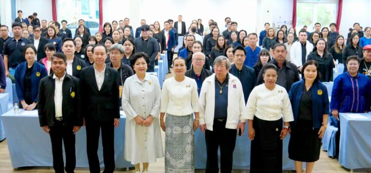 เทศบาลตำบลหนองยวง เข้าร่วมการประชุมปรึกษาหารือร่วมกันกับบุคคลเกี่ยวกับเป้าหมายการพัฒนาจังหวัดลำพูน 20 ปี และแผนพัฒนาจังหวัดลำพูน พ.ศ. 2571 – 2575 ตามมาตรา 24 แห่งพระราชกฤษฎีกาว่าด้วยการบริหารงานเชิงพื้นที่แบบบูรณาการ พ.ศ. 2565 ณ ห้องประชุมแกรนด์ปา โรงแรมแกรนด์ ปา แอนด์ รีสอร์ท อำเภอเมืองลำพูน จังหวัดลำพูน